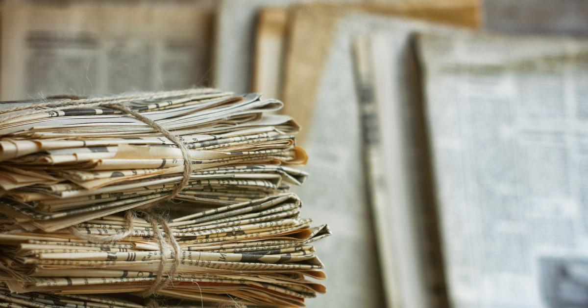 ¿Cuándo nació la prensa escrita en España?