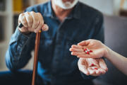 Senolíticos, los fármacos que luchan contra el envejecimiento y podrían alargar nuestra vida