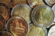 Estas son las monedas de 2 euros con valor de 1.000 que podrías tener en tu cartera