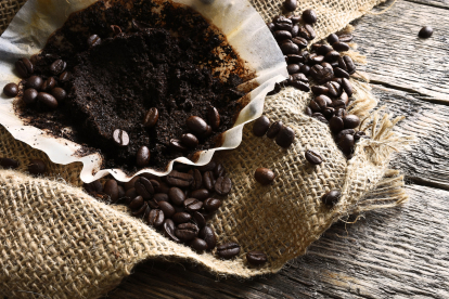 Con los posos de café se puede producir un hormigón un 30 % más resistente.
