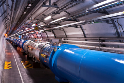 Una sección del túnel del LHC