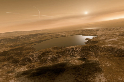 Algunos organismos también podrían haber medrado en Titán, donde se han detectado moléculas orgánicas complejas. Esta luna, la mayor de las de Saturno, posee una atmósfera muy densa y lagos y mares de metano y etano líquidos.