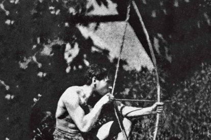 Santiago Ramón y Cajal, en su juventud, tirando con arco
