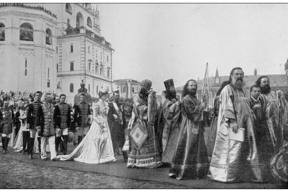 Nicolás II de Rusia, ceremonia en Moscú. Fuente: iStock / ilbusca