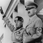 ¿Cuál fue la respuesta de Hitler y Mussolini al enfrentamiento entre Japón y EE.UU.?