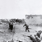 Soldados de infantería en las trincheras de Stalingrado