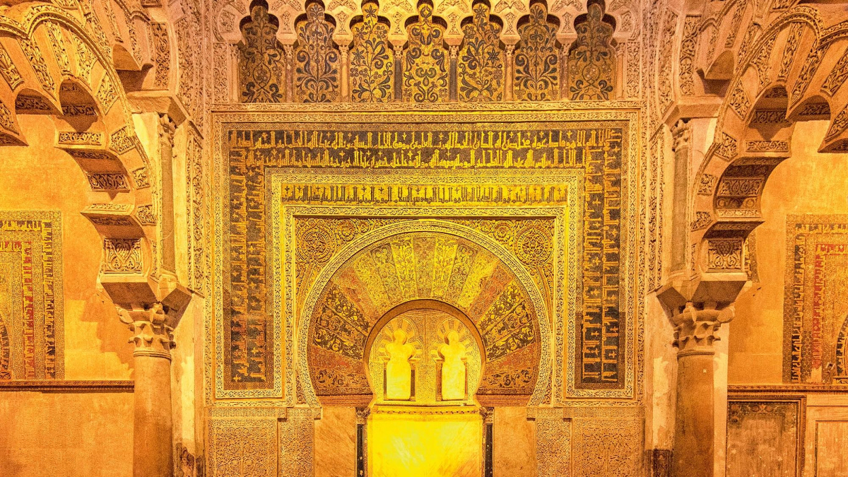 
        Auge de la mezquita de Córdoba con el califato de al-Hakam II
    