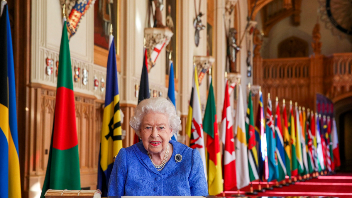 
        Isabel II y la historia reciente de Reino Unido, del Imperio al Brexit
    