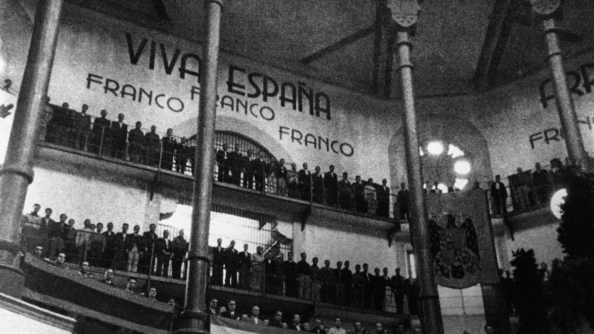 
        La resistencia antifranquista en las prisiones de la dictadura
    
