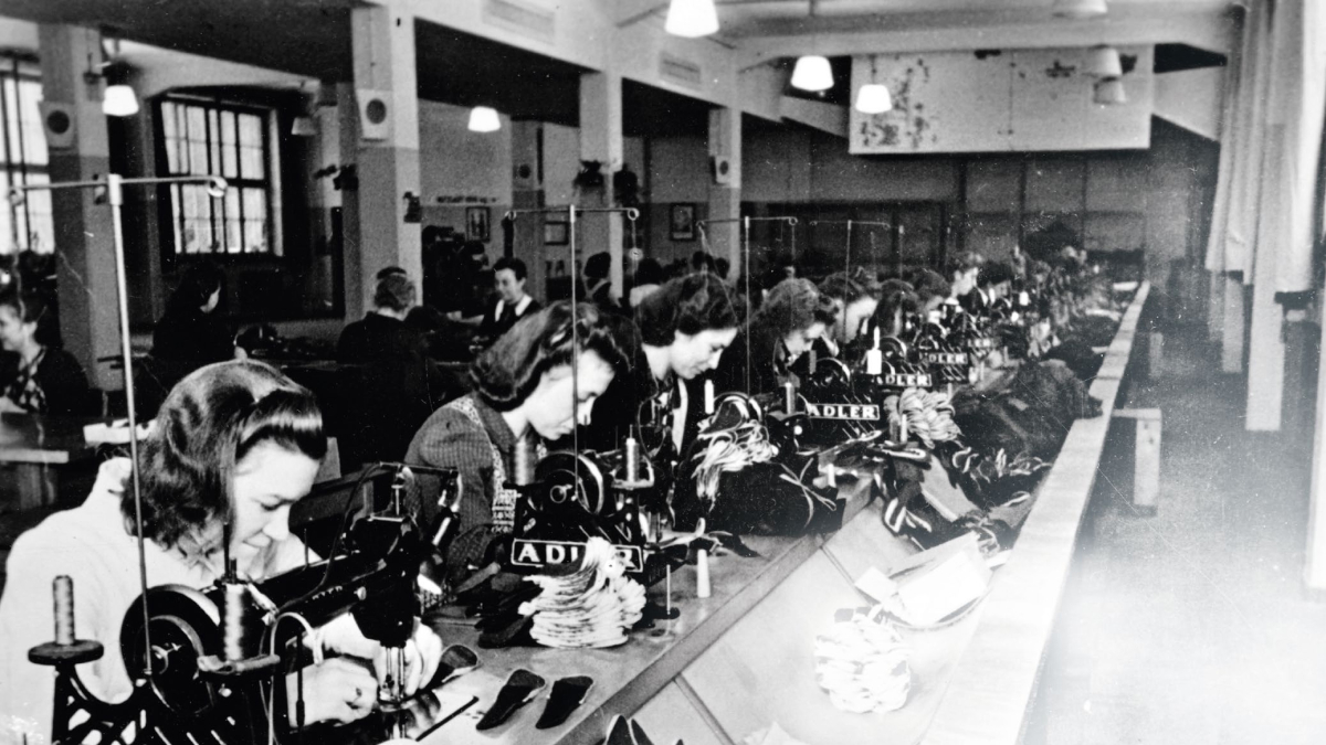 
        ¿Sabías que las mujeres fueron el motor de las fábricas durante las dos guerras mundiales?
    