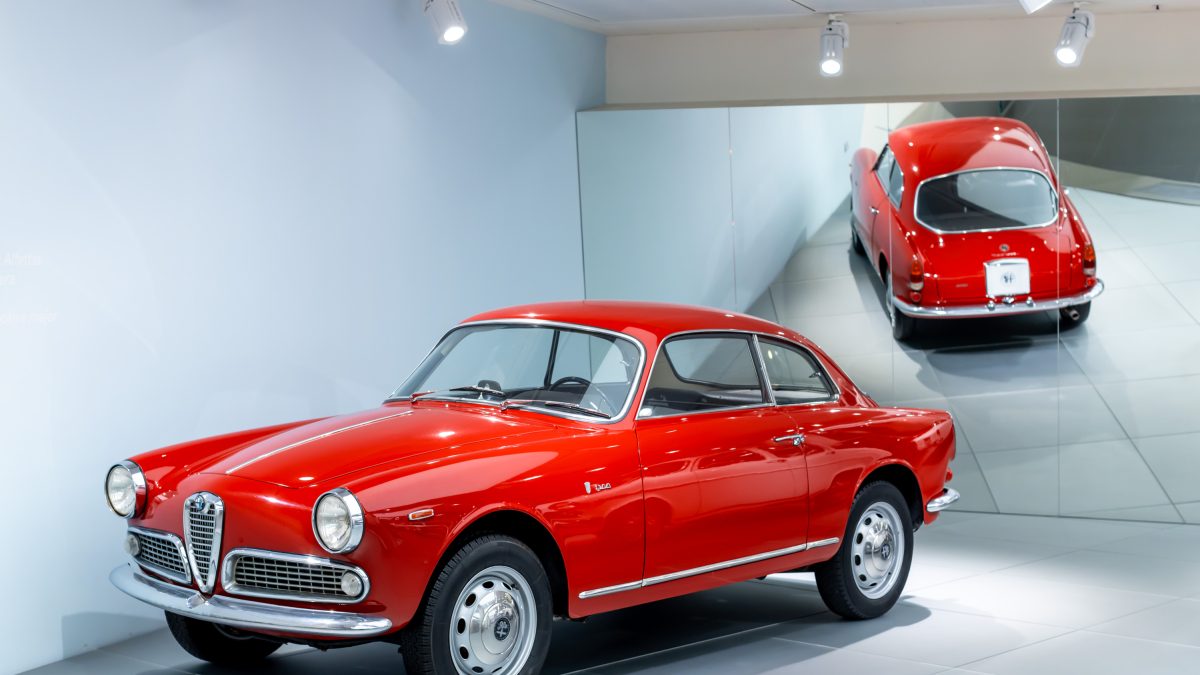 
        La historia del primer Alfa Romeo que tomó el nombre de una mujer
    