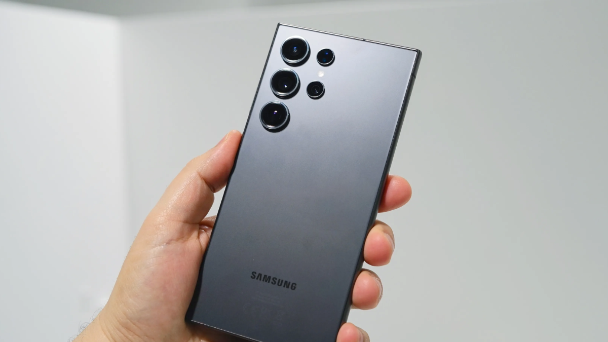 
        AliExpress hunde el precio del último Samsung Galaxy S24 Plus a cifras nunca antes vistas
    