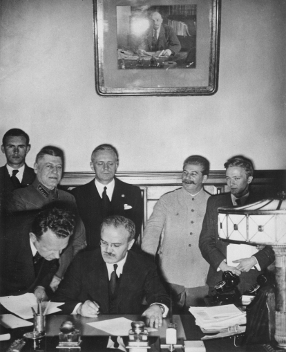 Firma del Pacto Ribbentrop-Mólotov