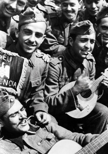 Voluntarios de la Divisón Azul integrados en la Wehrmacht