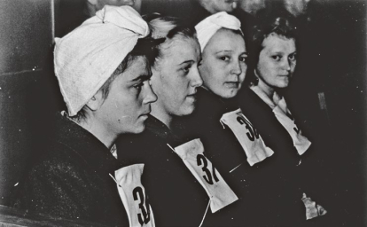 Cuatro guardianas nazis en el juicio Bergen-Belsen