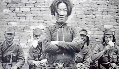 Cheng Benhua ante sus captores
